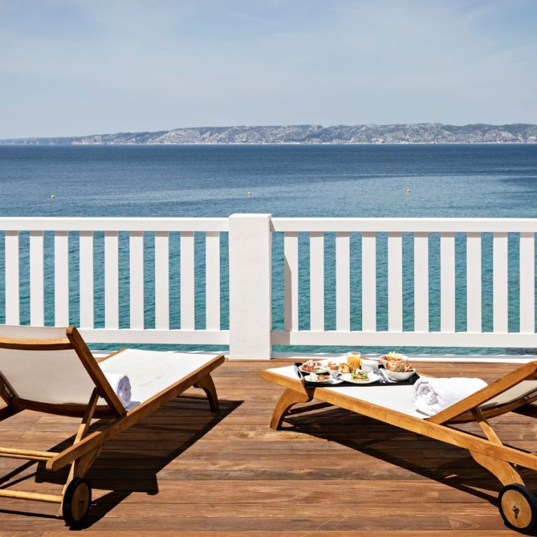 les-bords-de-mer-hotel-marseille-corniche-catalans