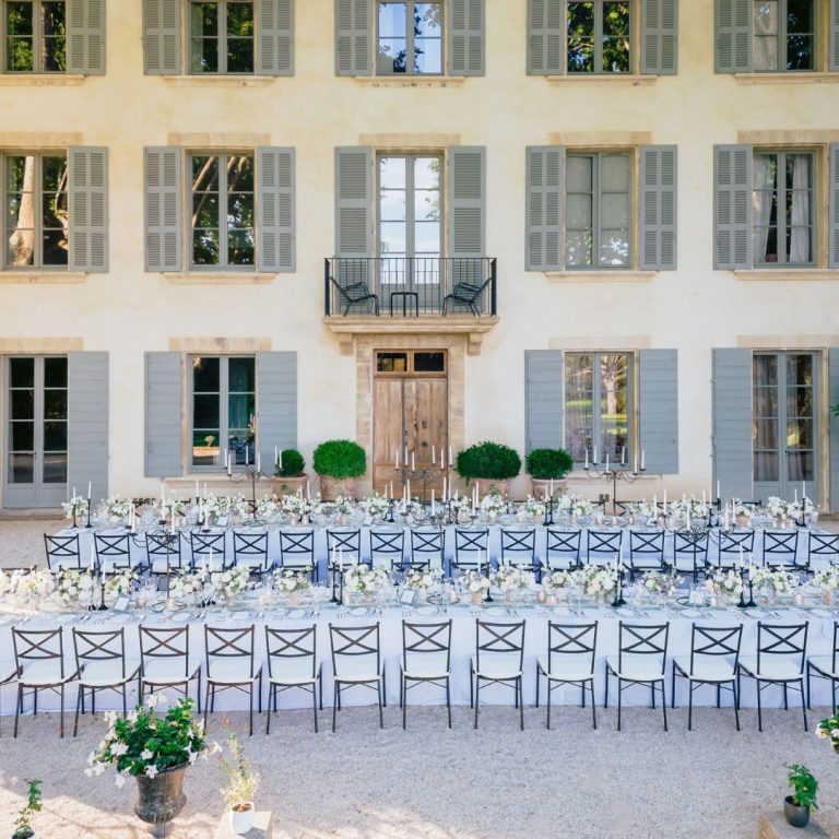 mariage-diner-batisse-provence-fontenille
